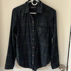 Abercrombie & fitch flannel size small blue and green print